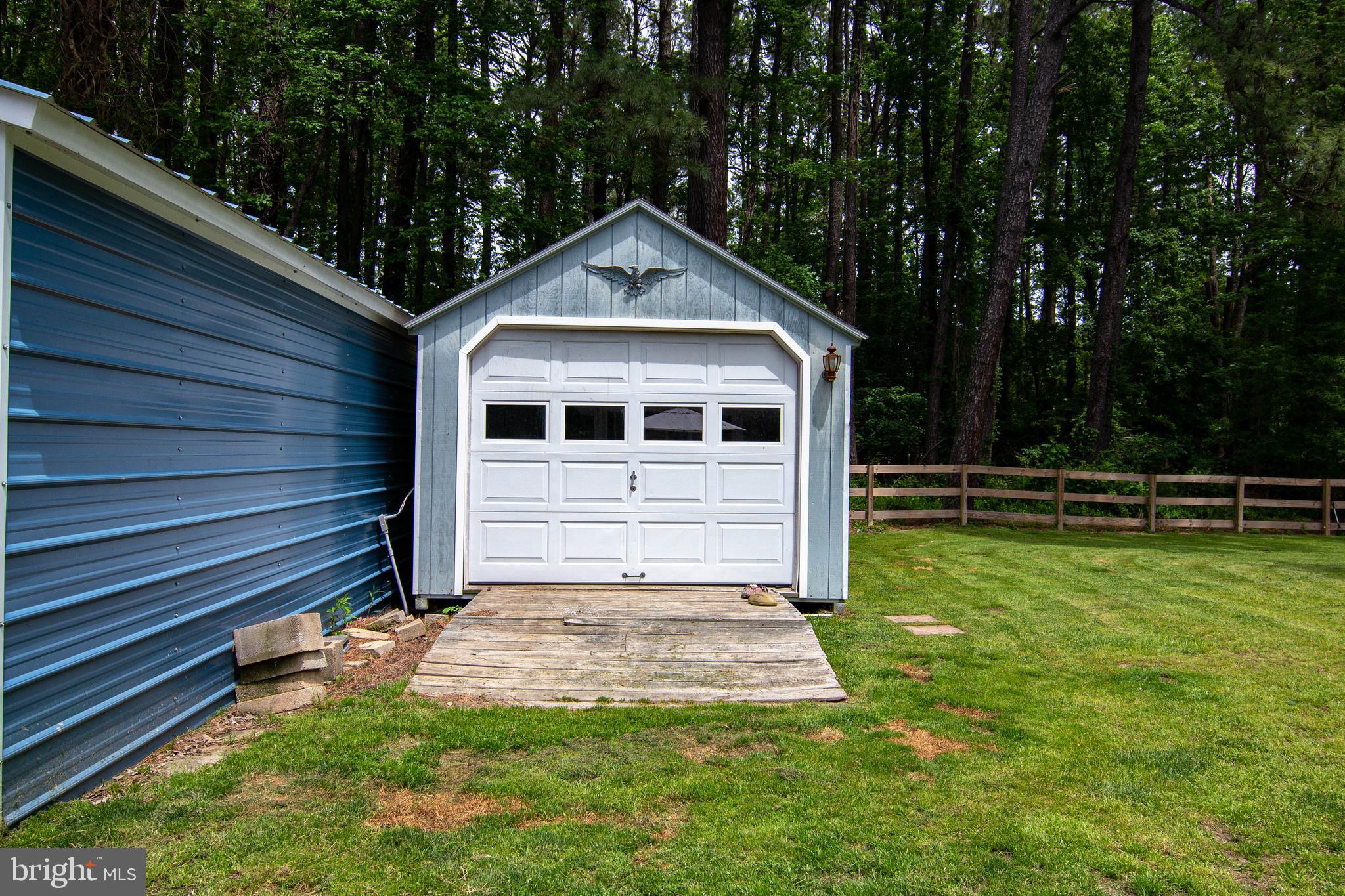 KENT ISLAND ESTATES - Residential Lease