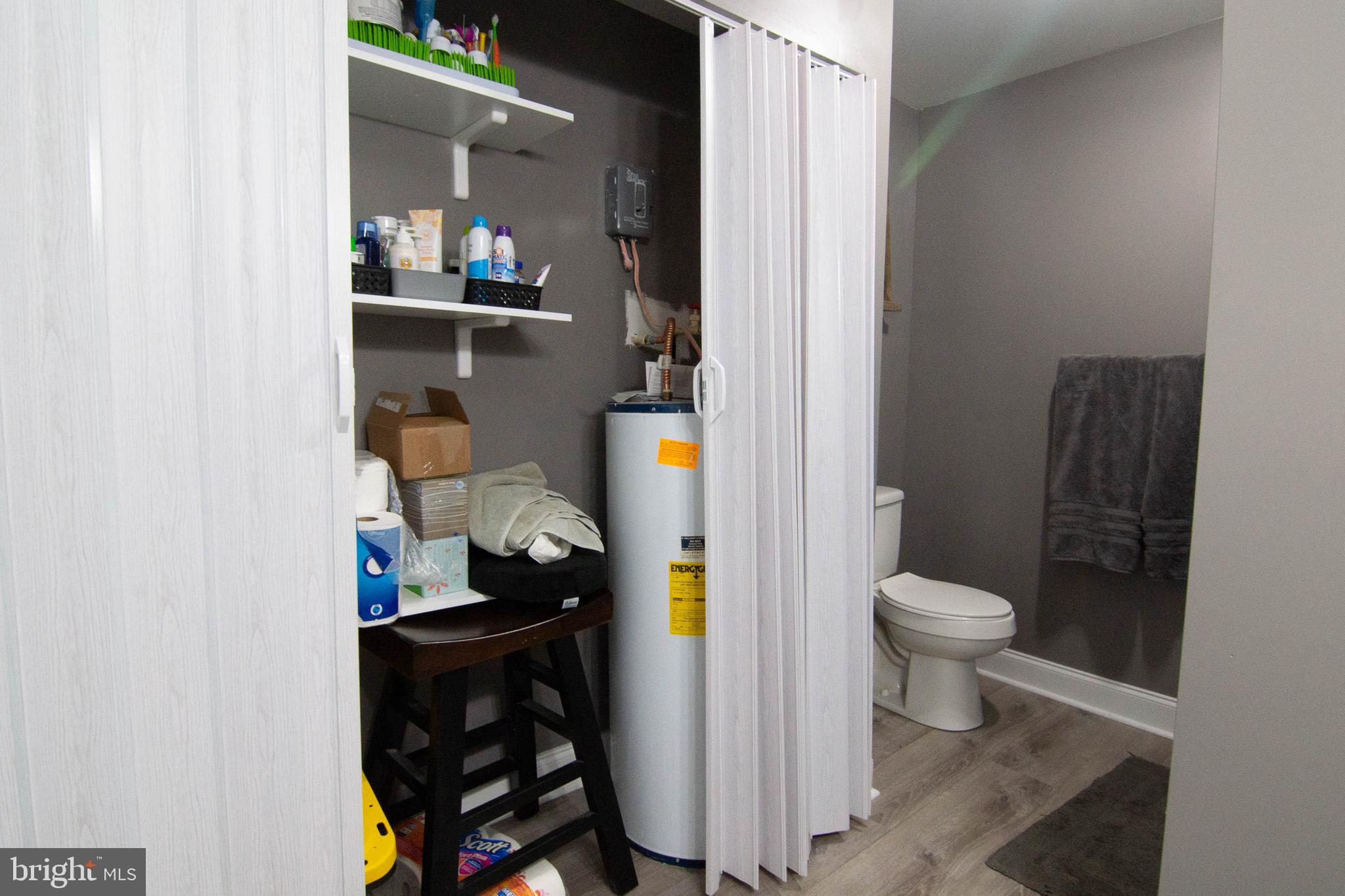 KENT ISLAND ESTATES - Residential Lease