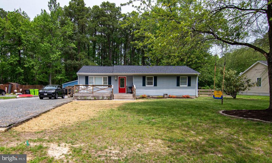 Beautiful well maintained 3 /4 bedroom and 2 full bathroom home for rent.    Master Bedroom has a large walk-in closet and master bathroom with double vanity.  Open kitchen with lots of natural light and a breakfast bar.   Sunporch, a wrap-around deck, and a large yard.  2 car open garage.  2 hours notice for all showings. Pets on a case by case basis with pet deposit.