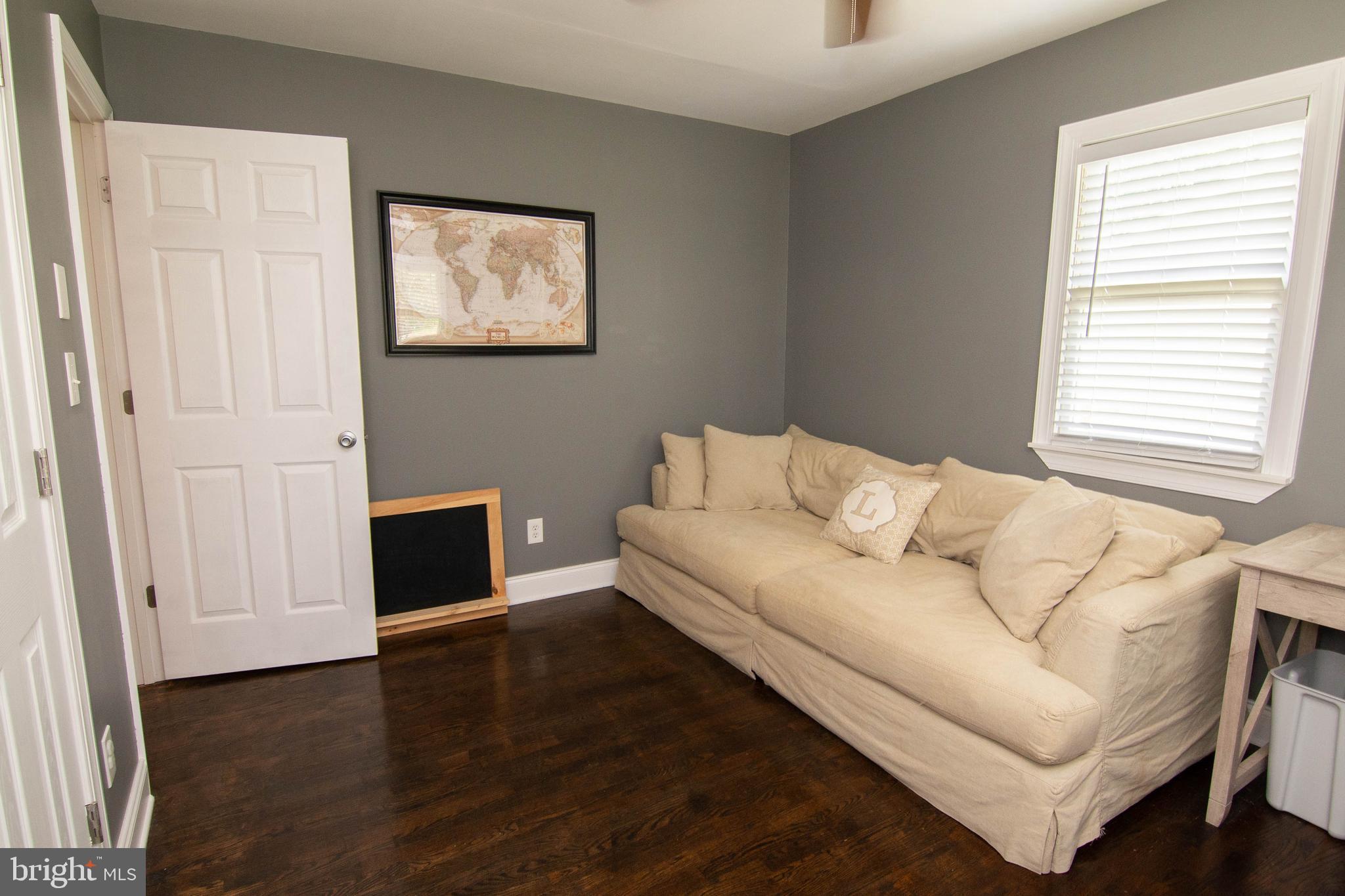 KENT ISLAND ESTATES - Residential Lease