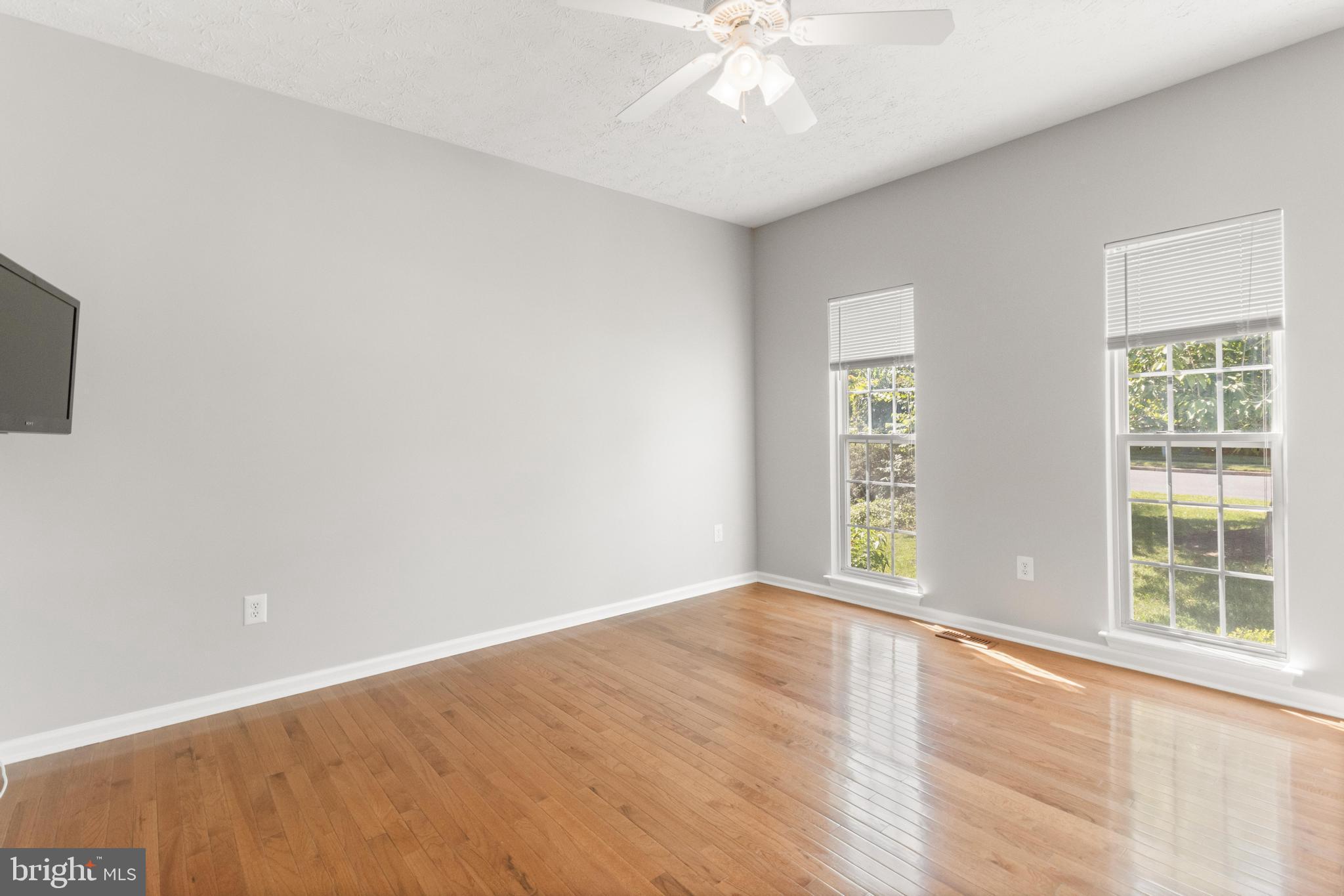 RICHFIELD STATION VILLAGE - Residential