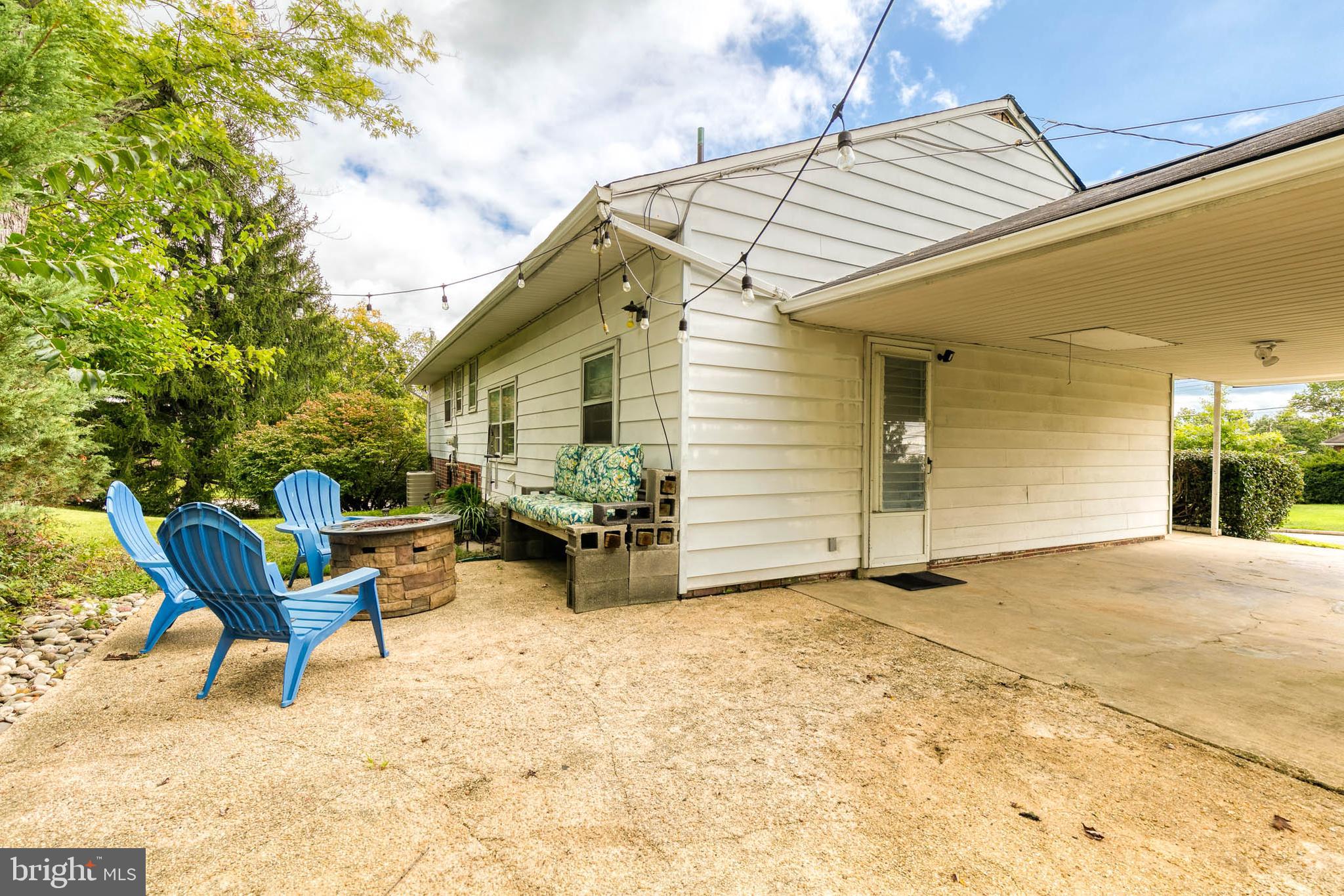 CALVERTON - Residential