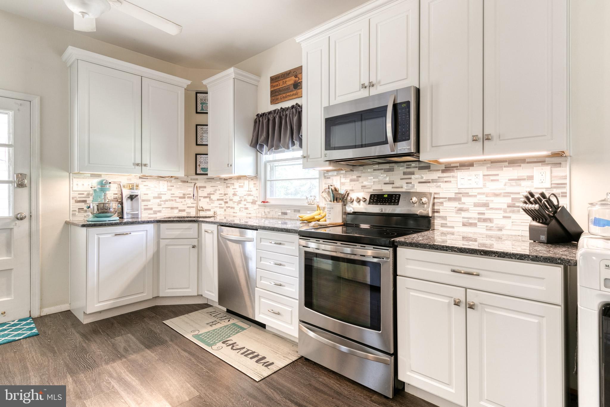 CALVERTON - Residential