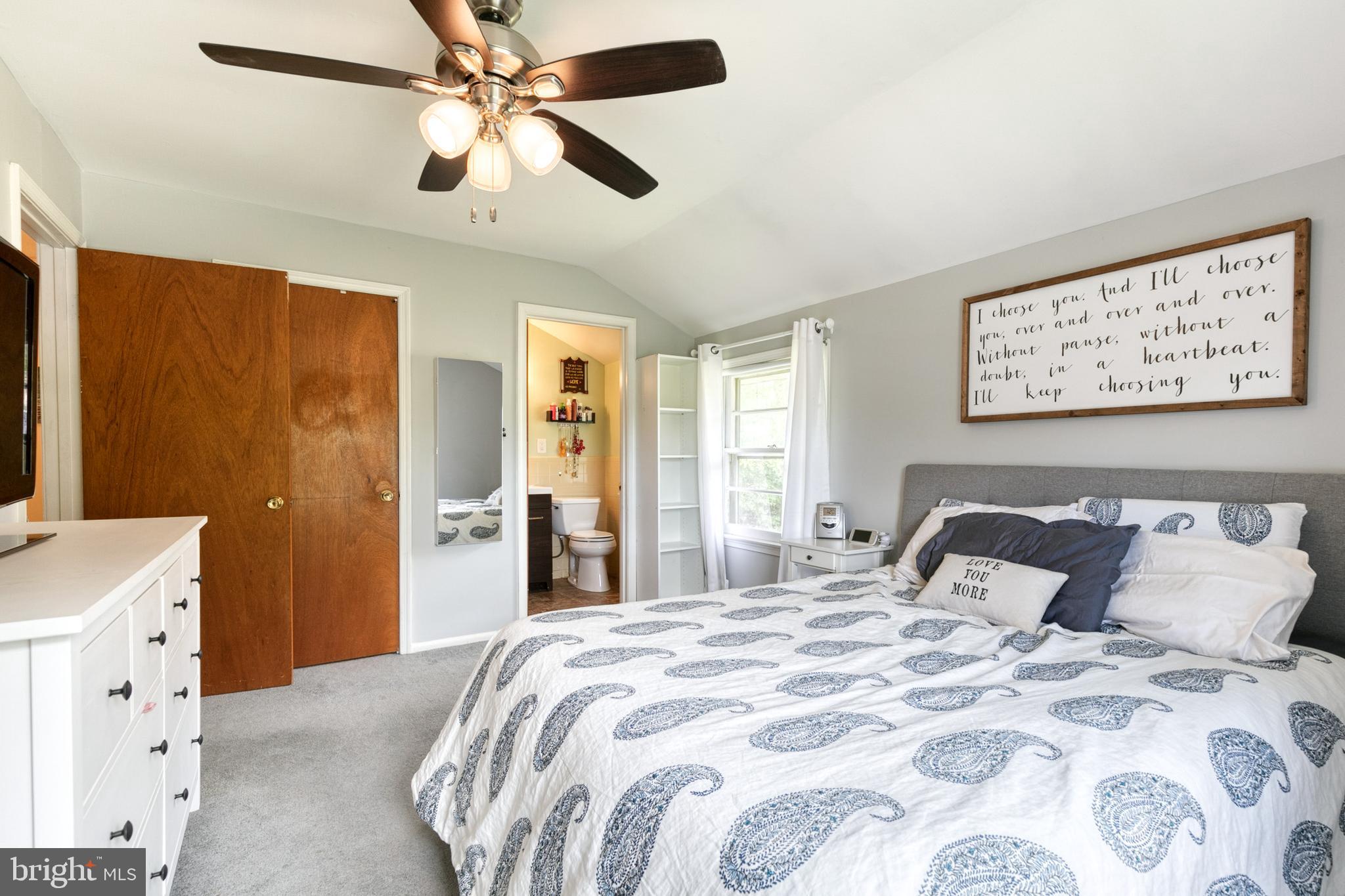 CALVERTON - Residential