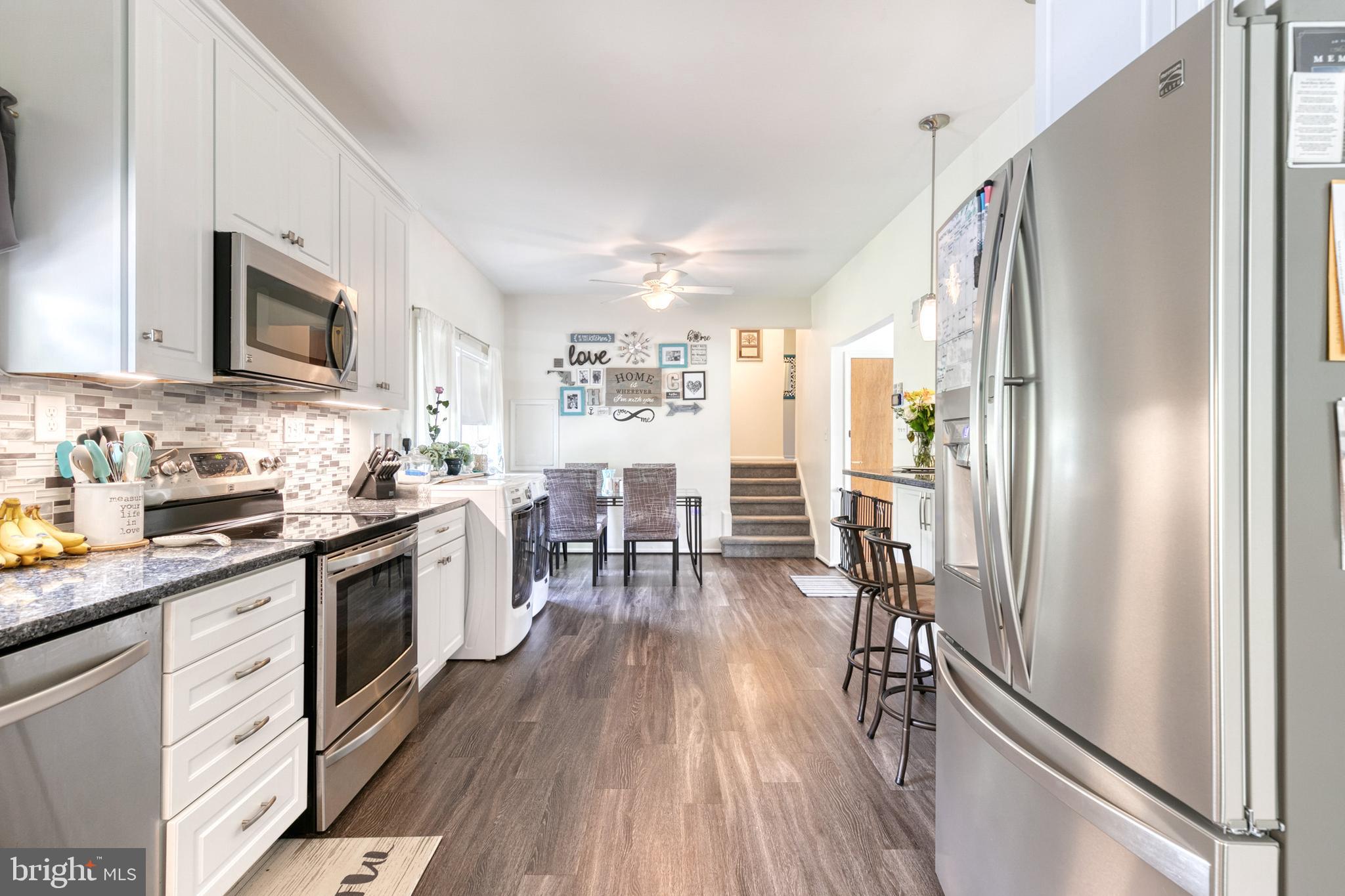 CALVERTON - Residential