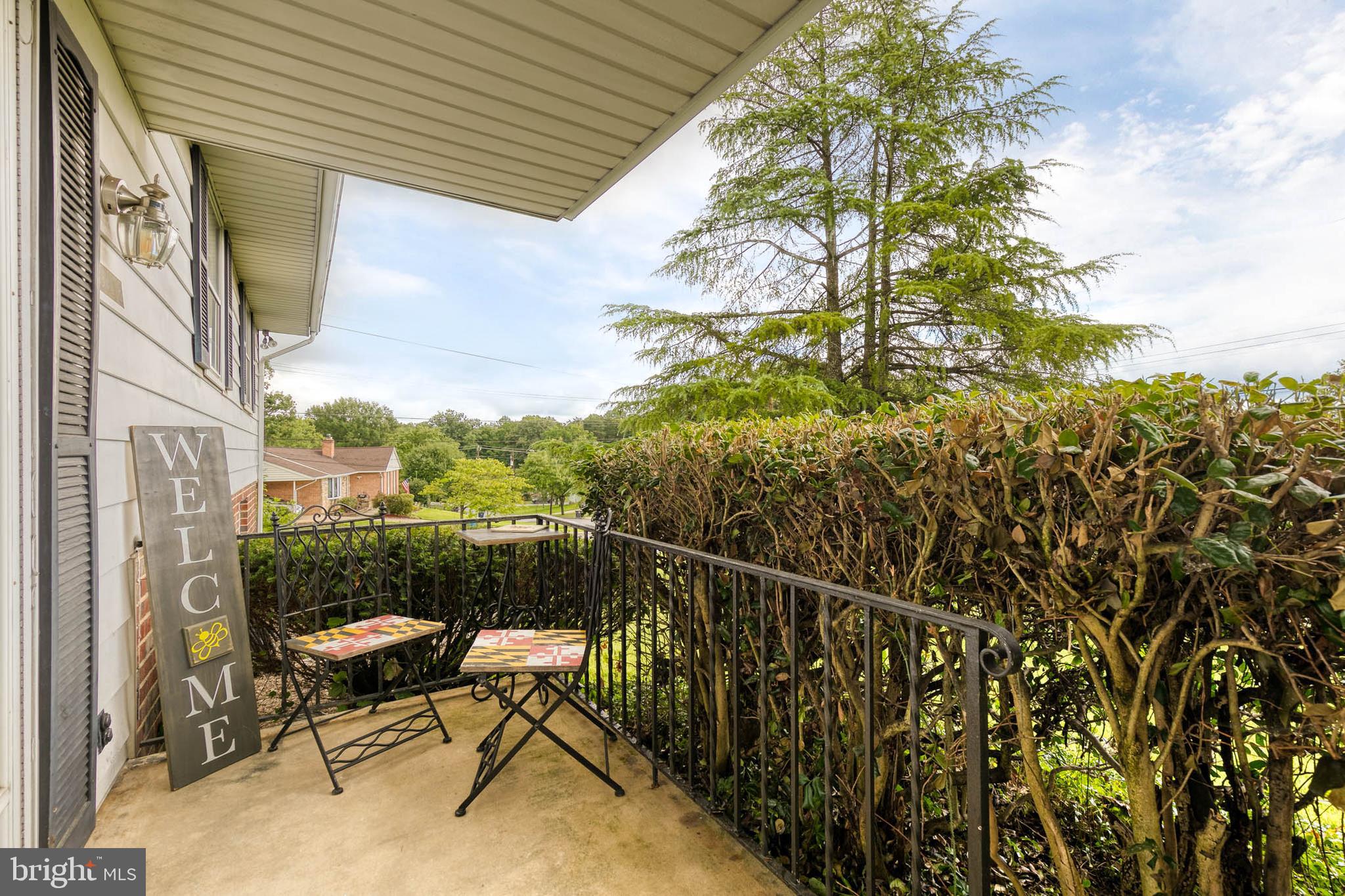 CALVERTON - Residential