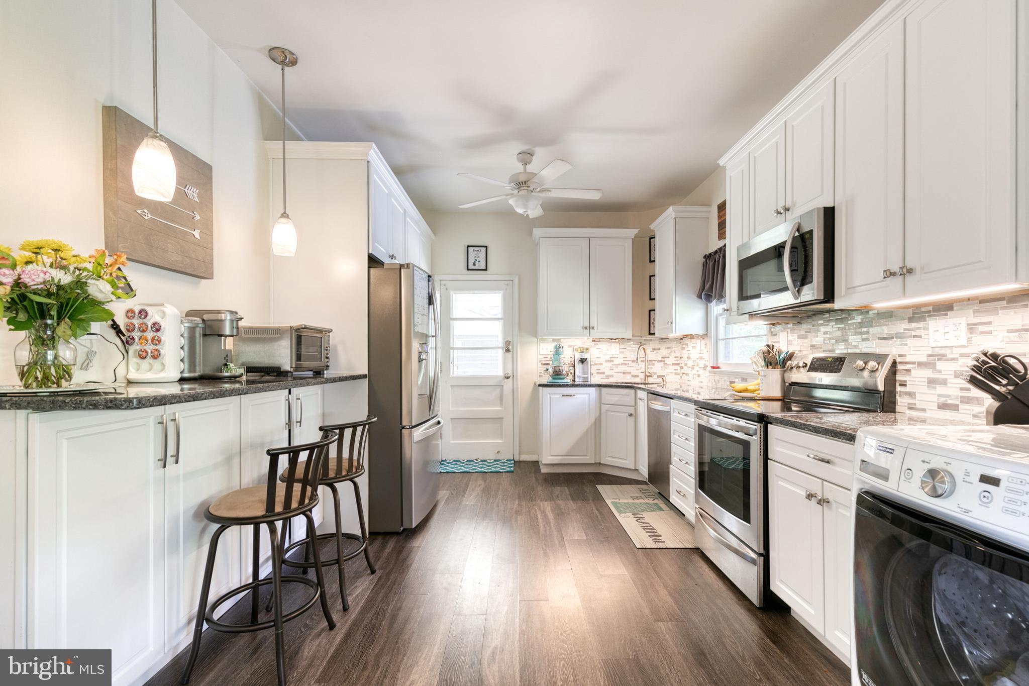 CALVERTON - Residential