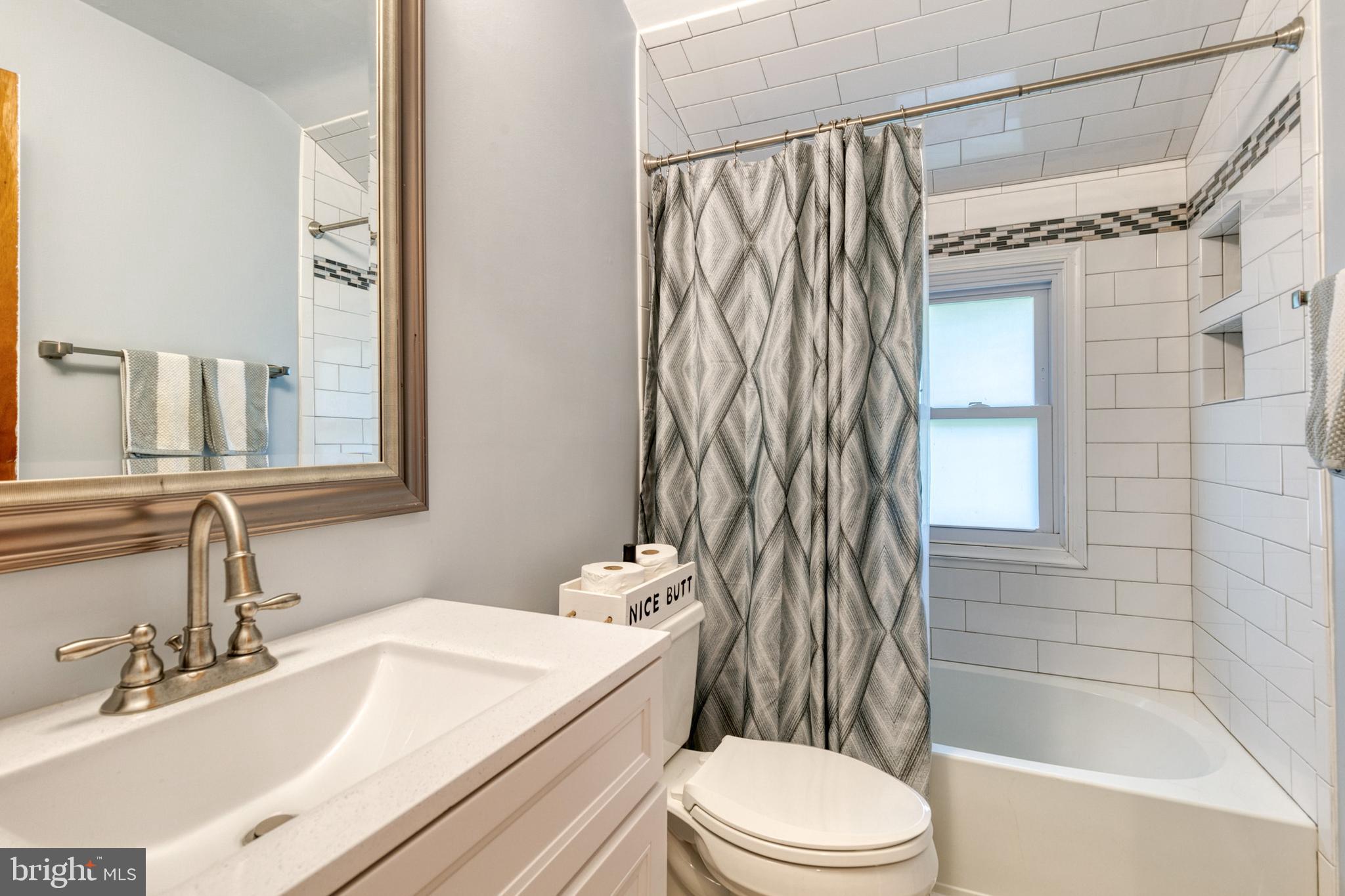 CALVERTON - Residential