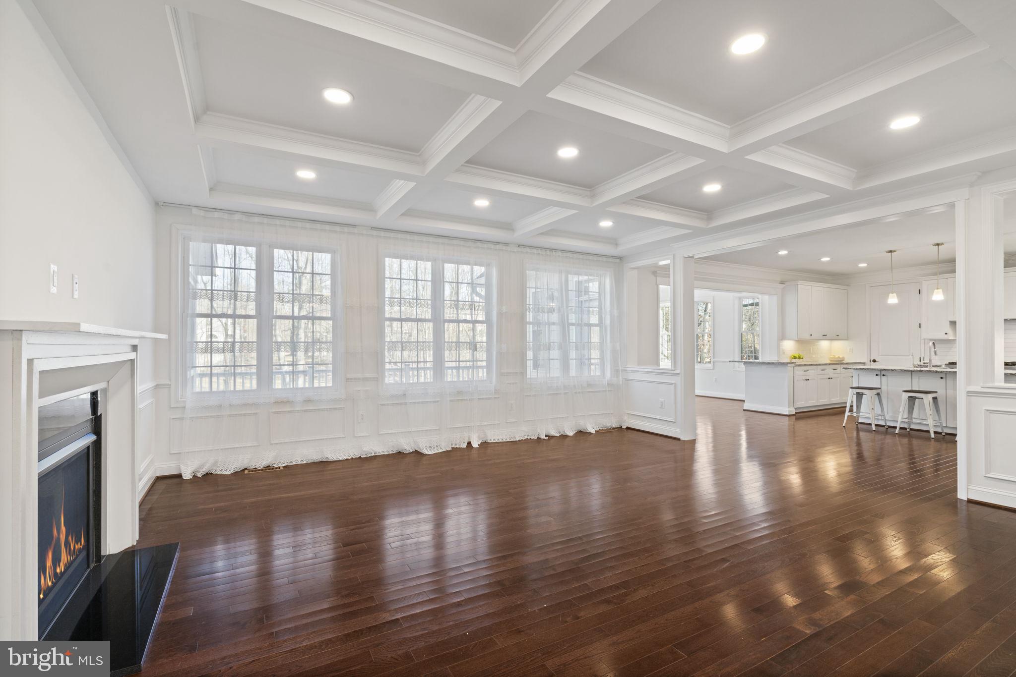 WILLOW SPRING - Residential