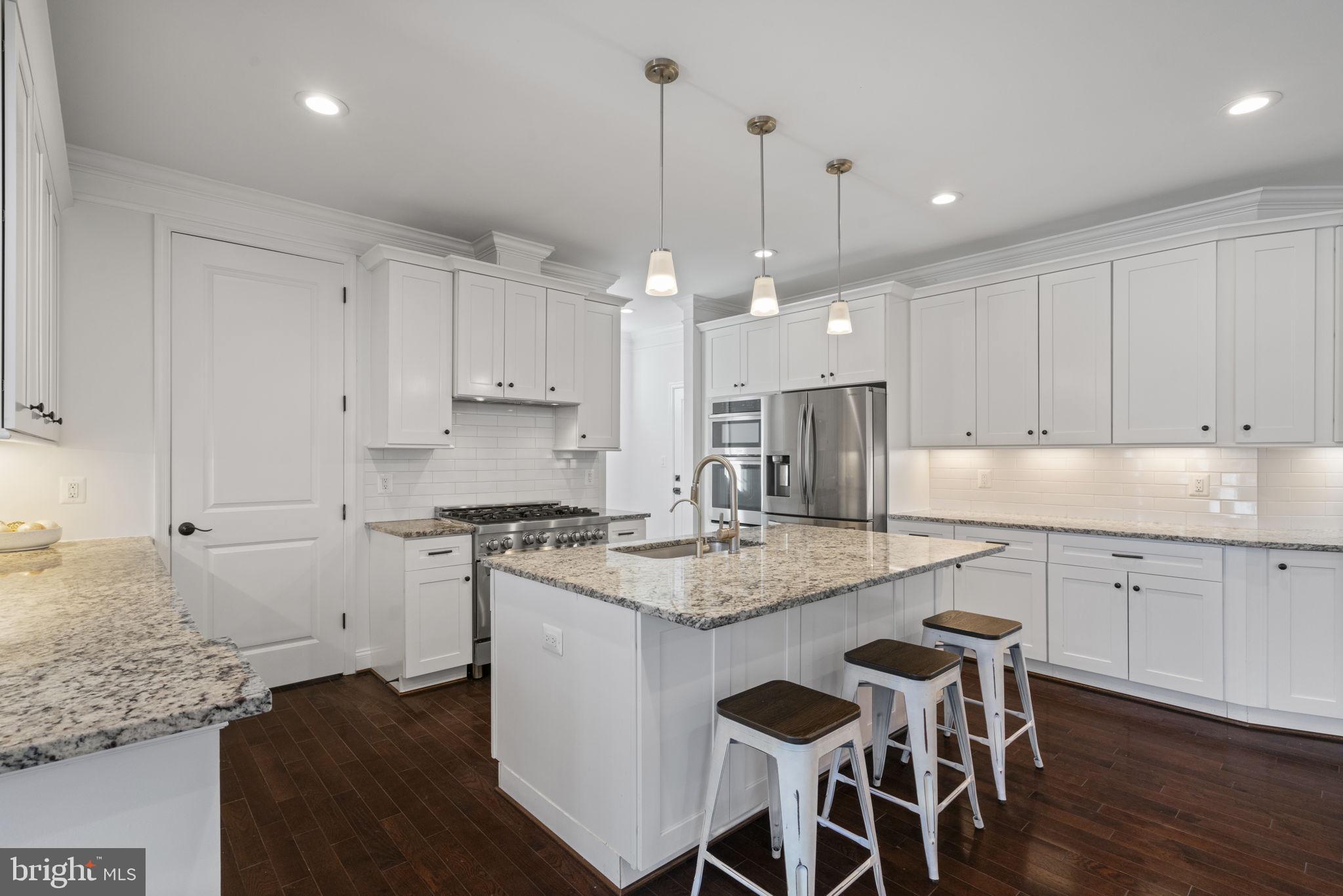 WILLOW SPRING - Residential