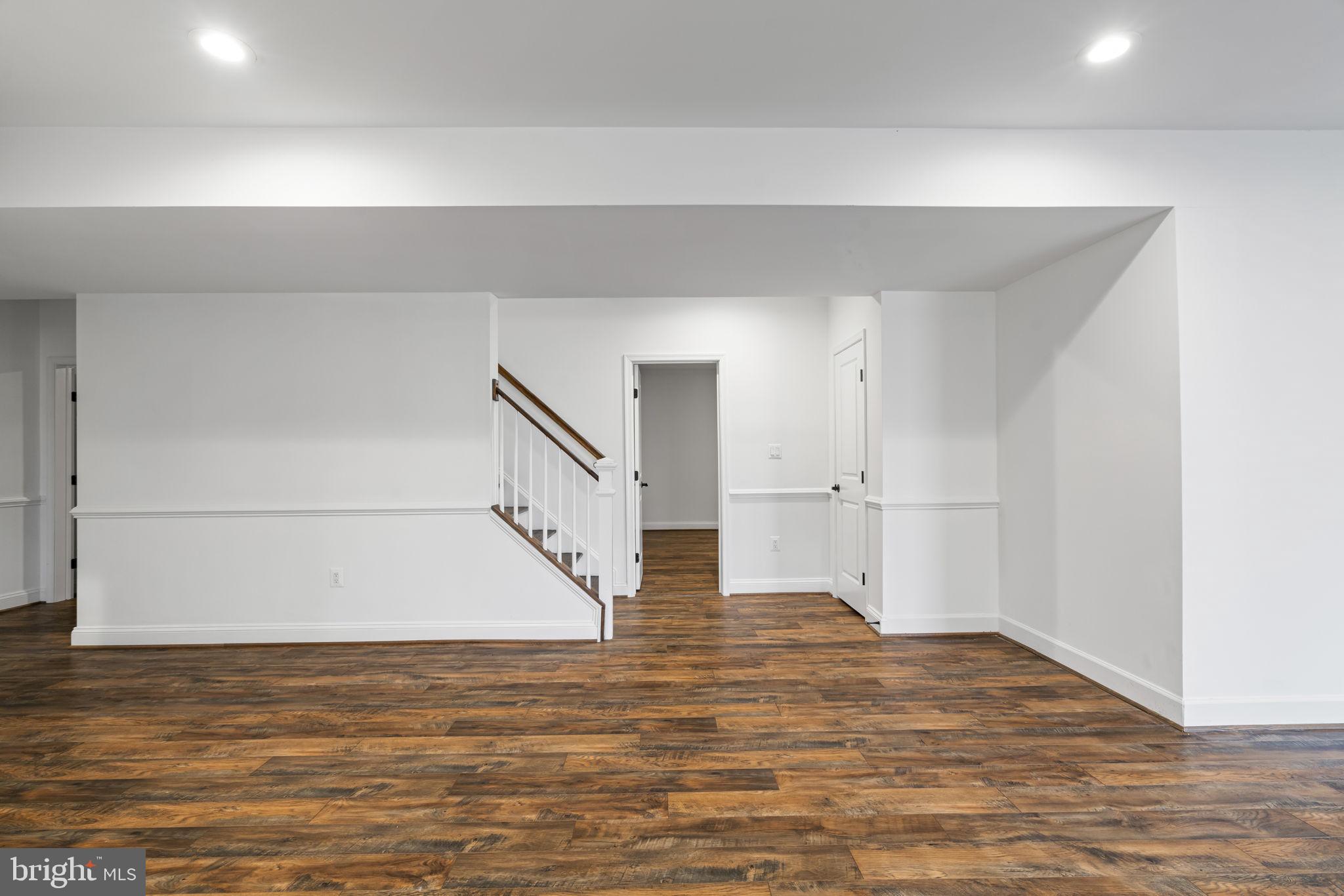 WILLOW SPRING - Residential