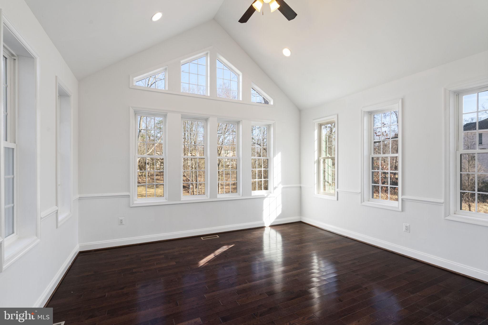 WILLOW SPRING - Residential