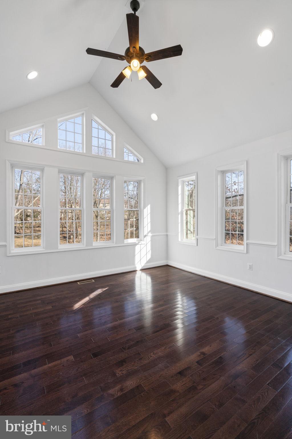 WILLOW SPRING - Residential