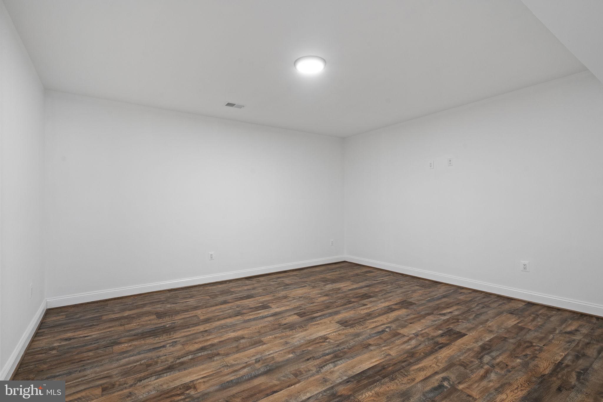 WILLOW SPRING - Residential