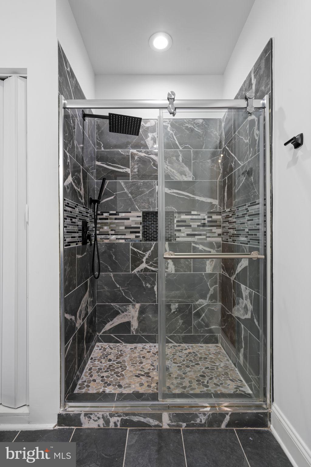 WILLOW SPRING - Residential