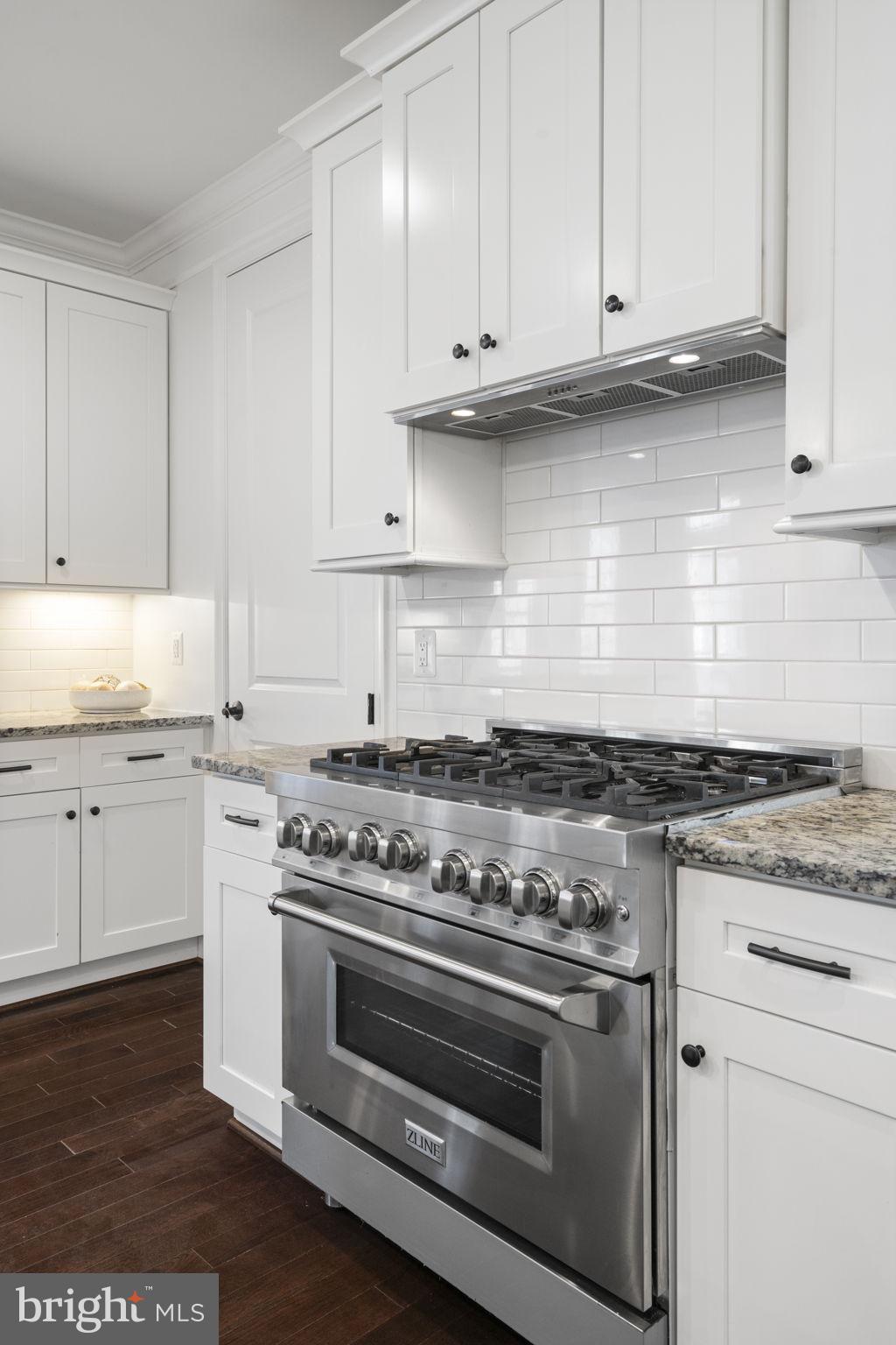 WILLOW SPRING - Residential