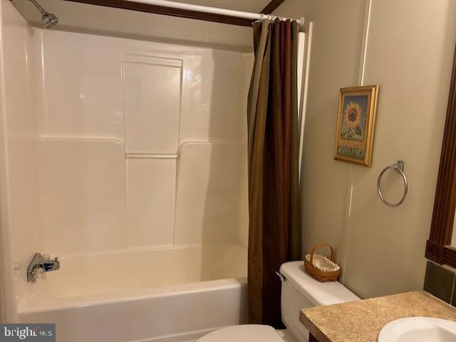 LINCOLN ESTATES - Residential