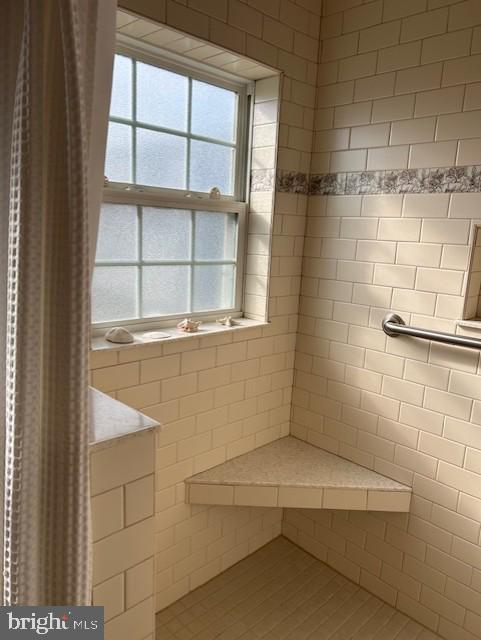 LINCOLN ESTATES - Residential