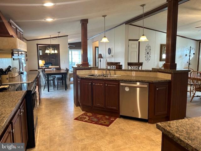 LINCOLN ESTATES - Residential