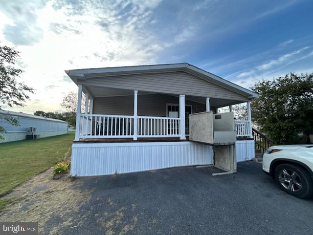 LINCOLN ESTATES - Residential