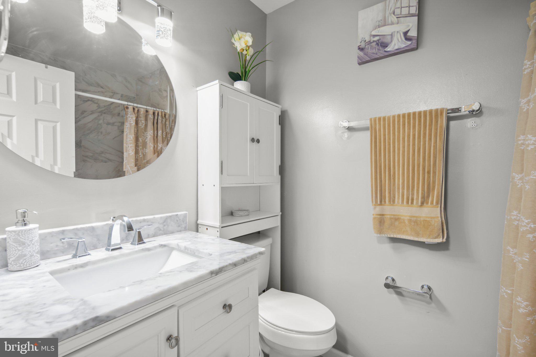 HUNTING RIDGE CONDOMINIUM - Residential
