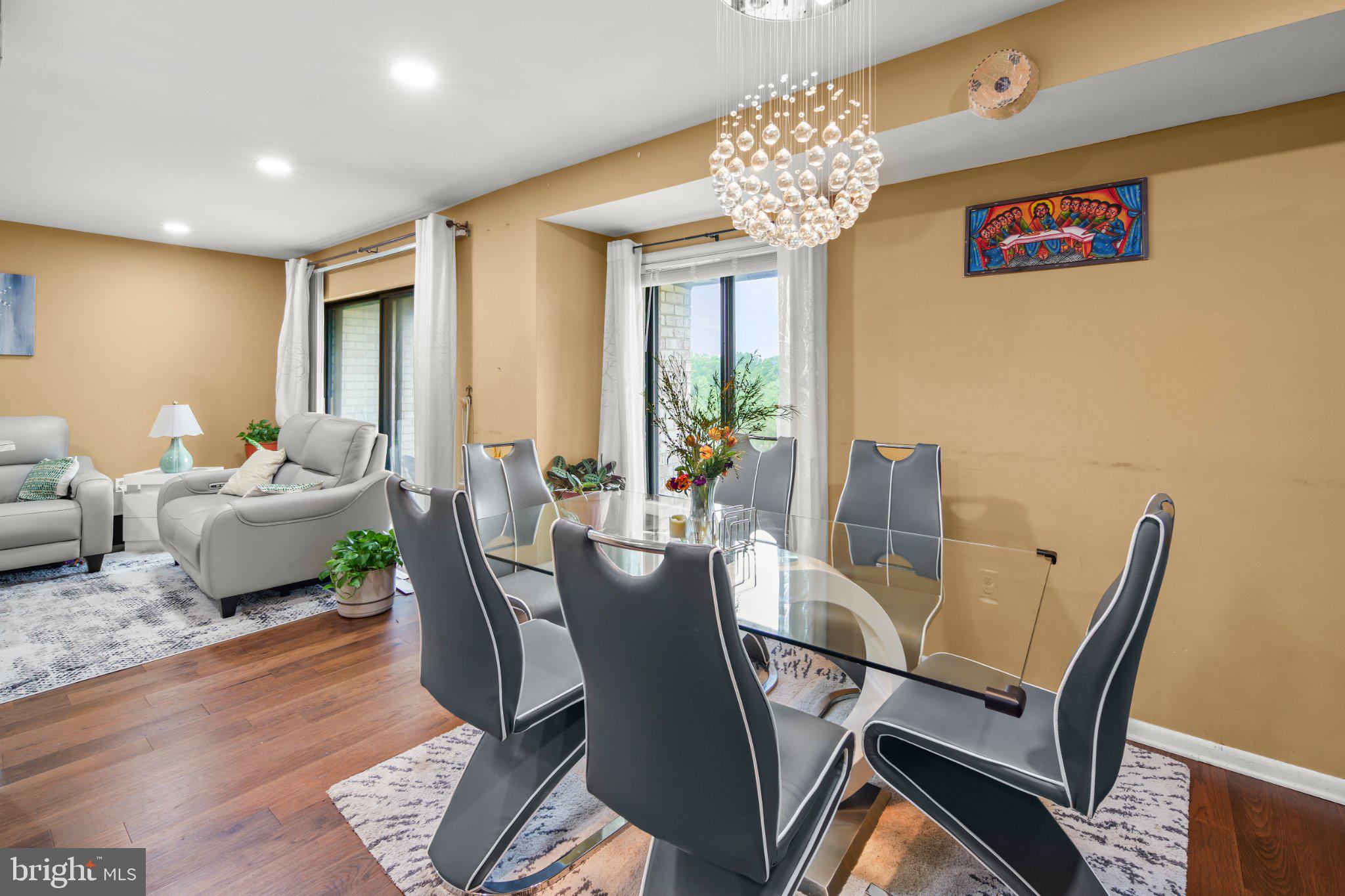 HUNTING RIDGE CONDOMINIUM - Residential