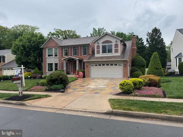 2304 LAKESHIRE DRIVE