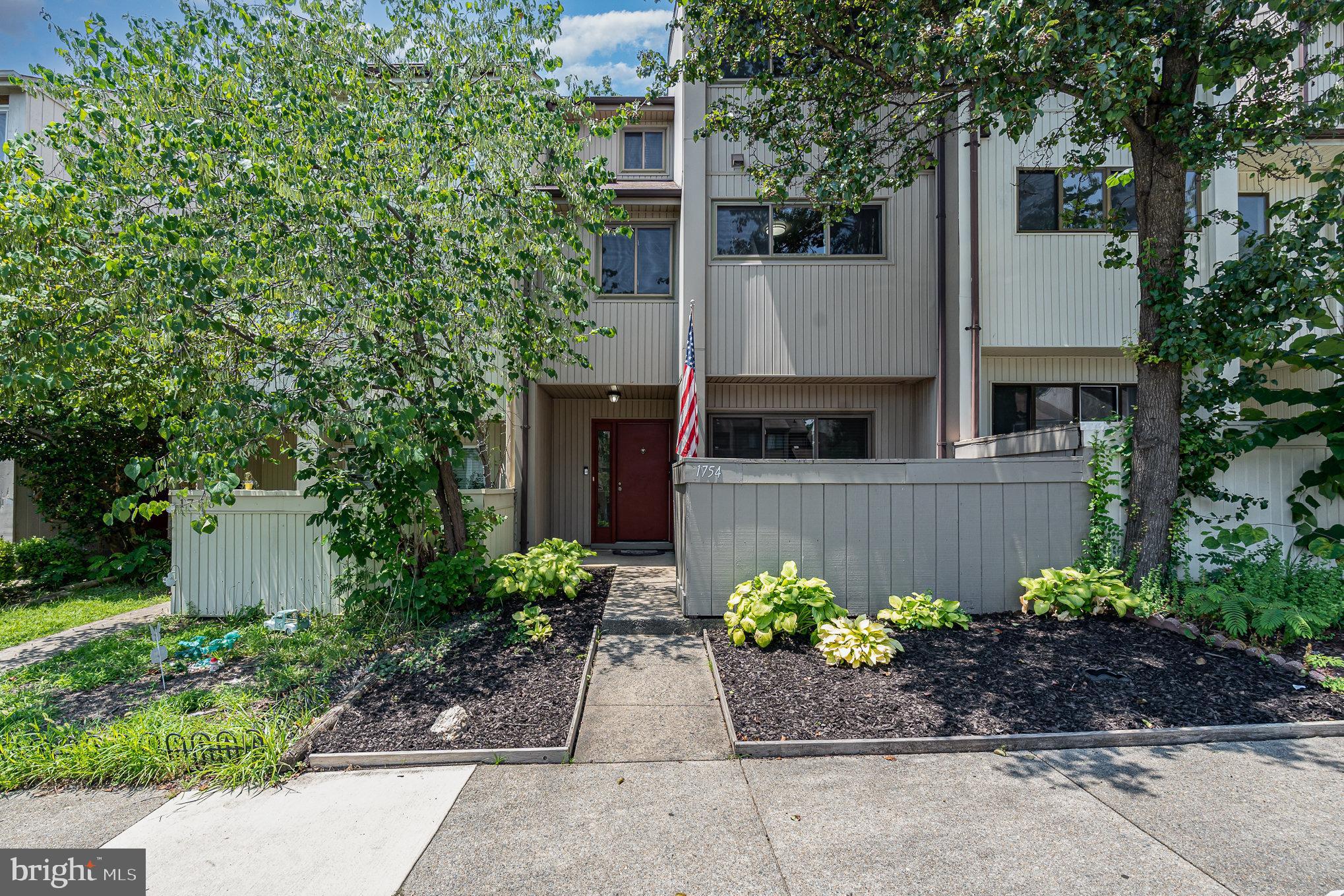 RIPPON LANDING - Residential