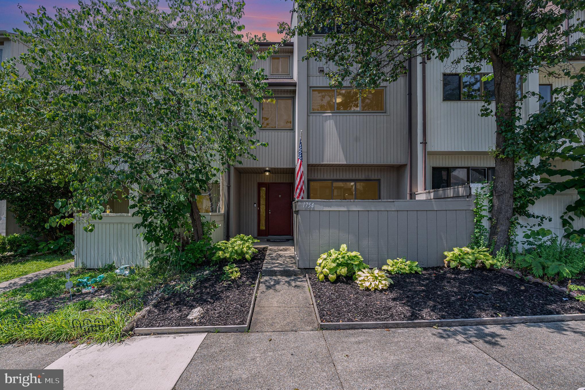 1754 POWDER HORN TERRACE