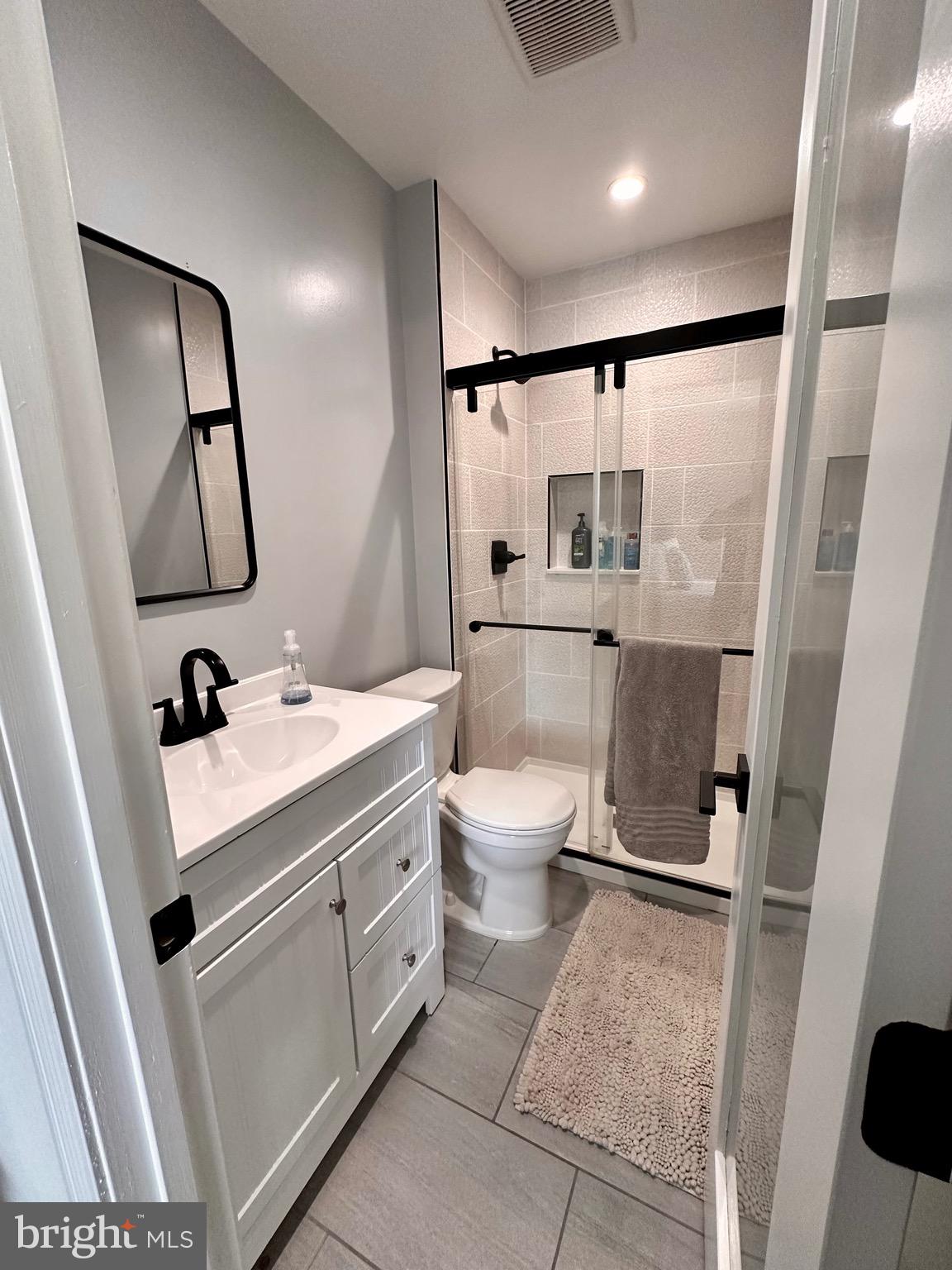 CROFTON MEWS - Residential Lease