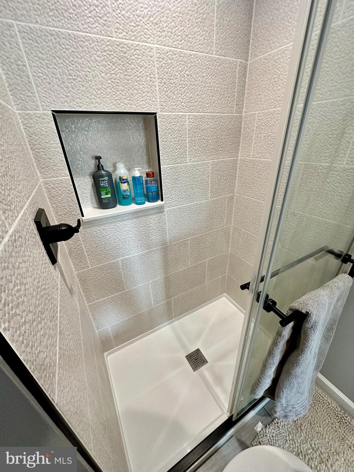 CROFTON MEWS - Residential Lease