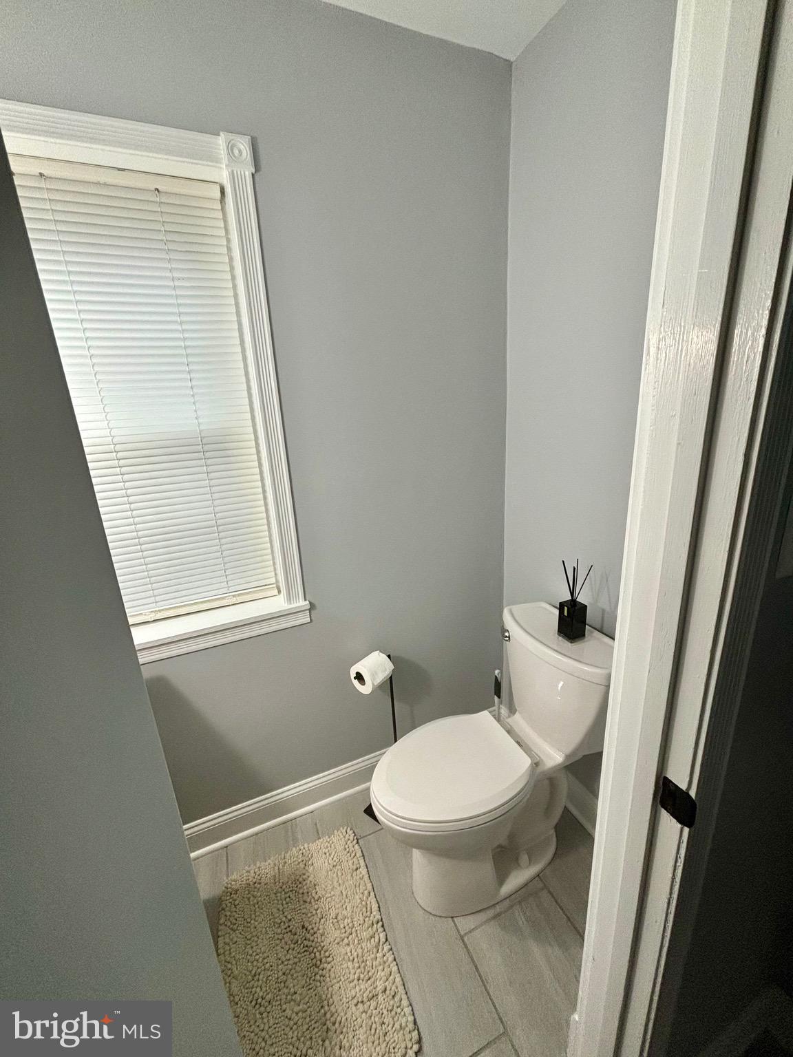 CROFTON MEWS - Residential Lease