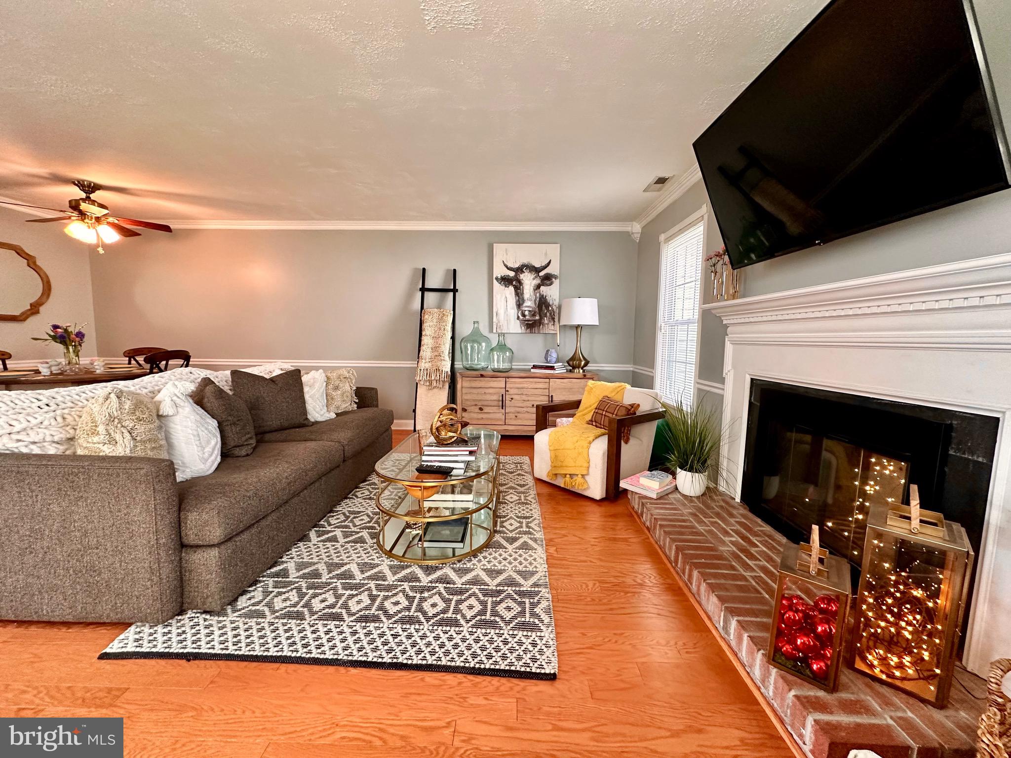 CROFTON MEWS - Residential Lease