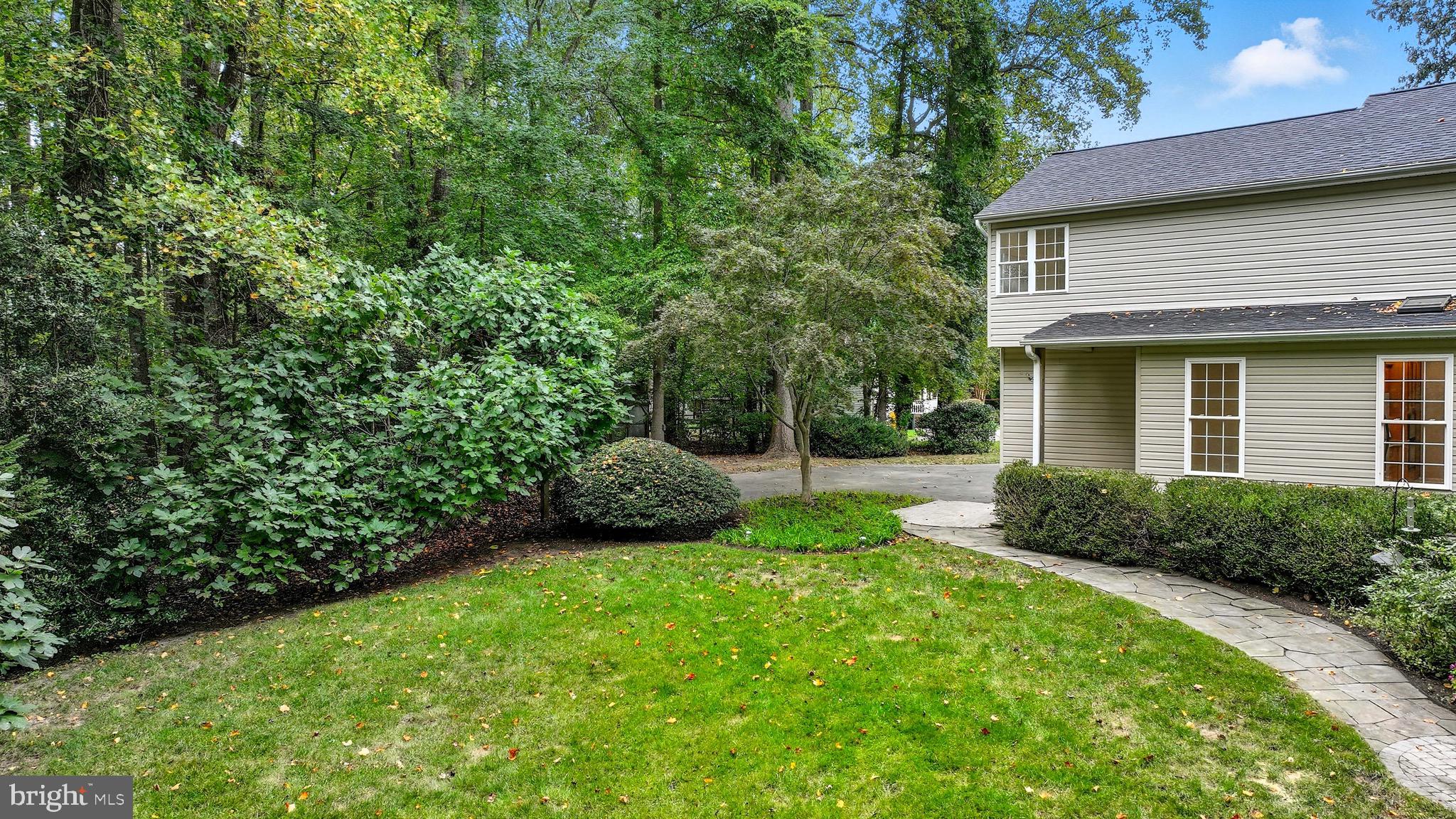 MARTHA S VINEYARD - Residential