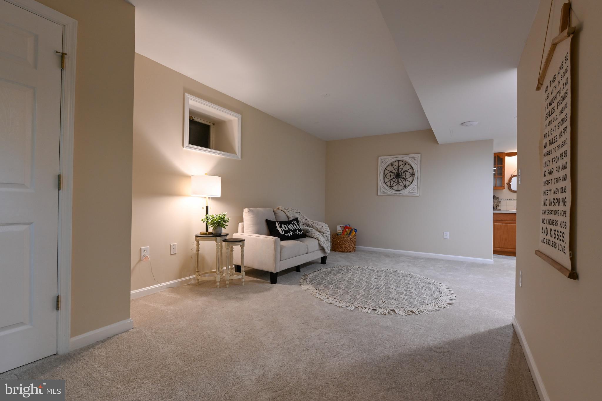 MARTHA S VINEYARD - Residential