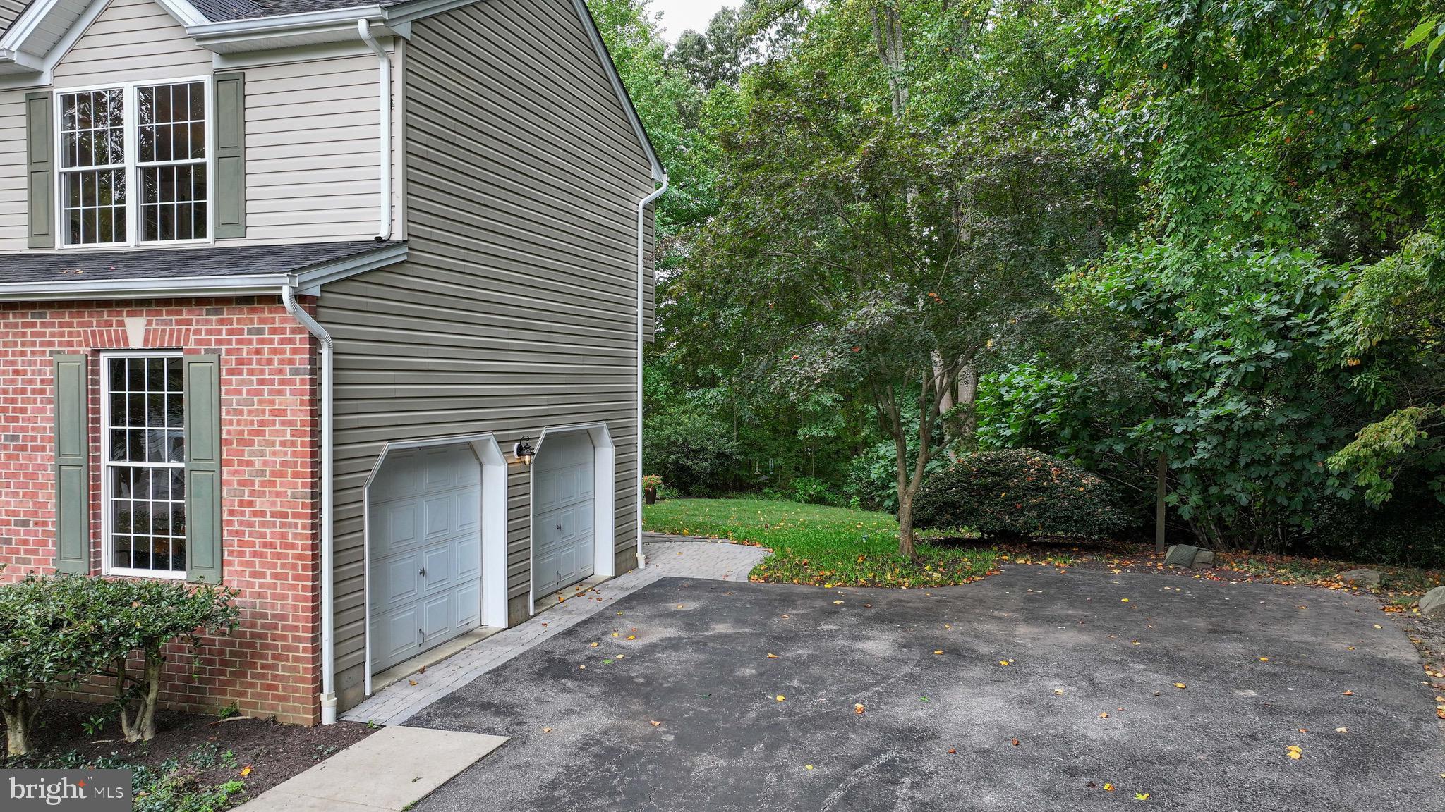 MARTHA S VINEYARD - Residential