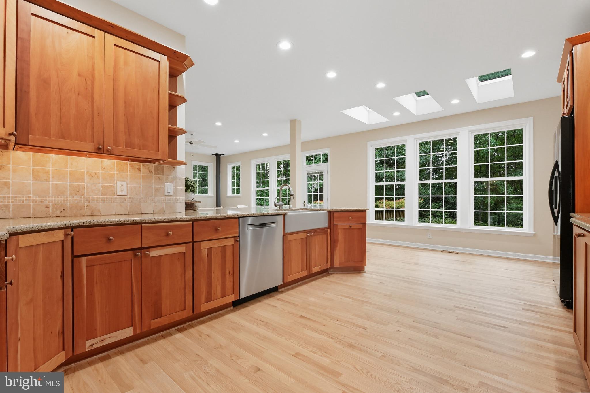 MARTHA S VINEYARD - Residential