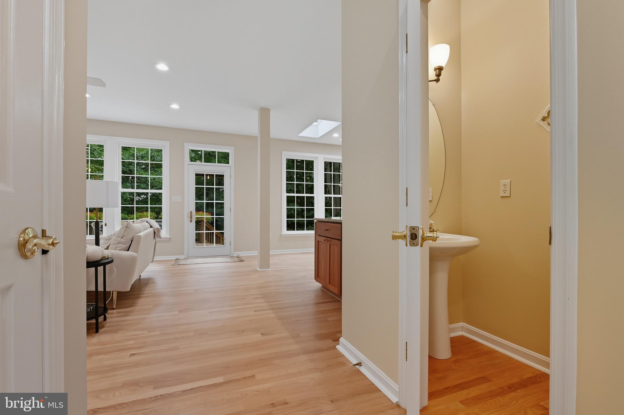 MARTHA S VINEYARD - Residential