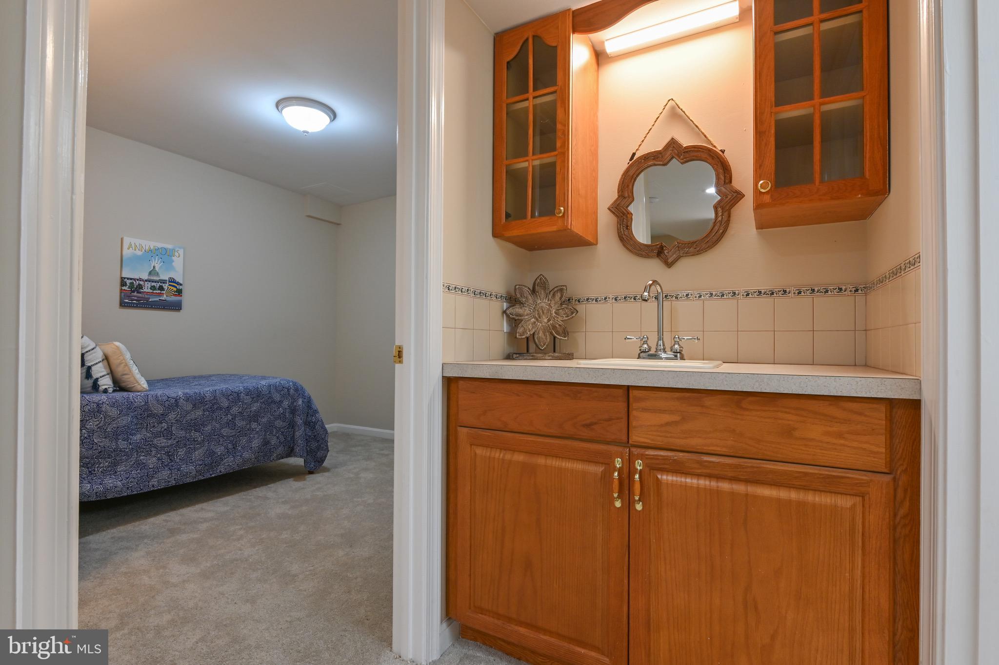 MARTHA S VINEYARD - Residential