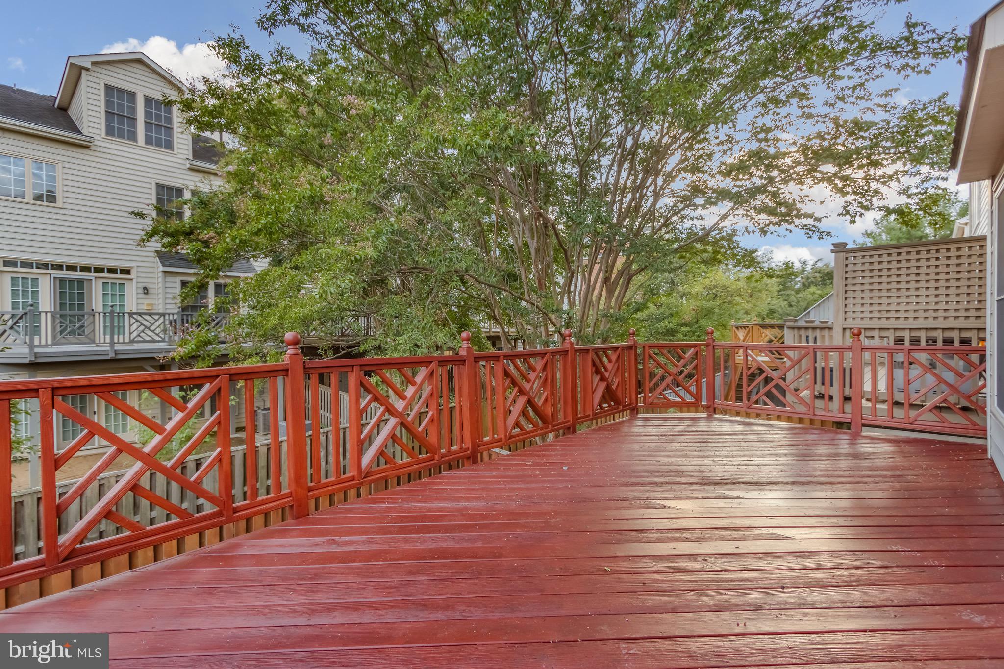 PINEY GLEN VILLAGE - Residential