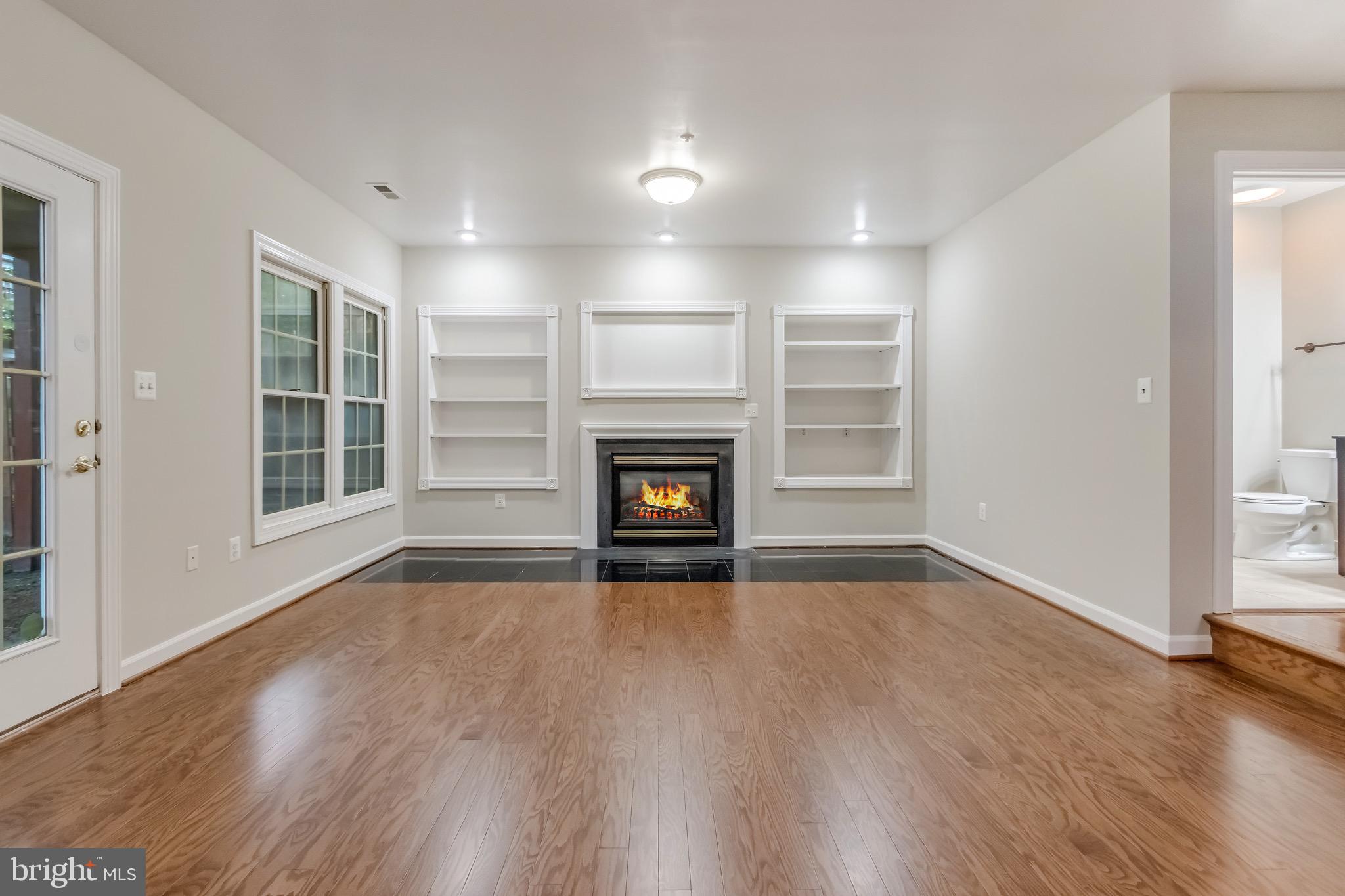 PINEY GLEN VILLAGE - Residential