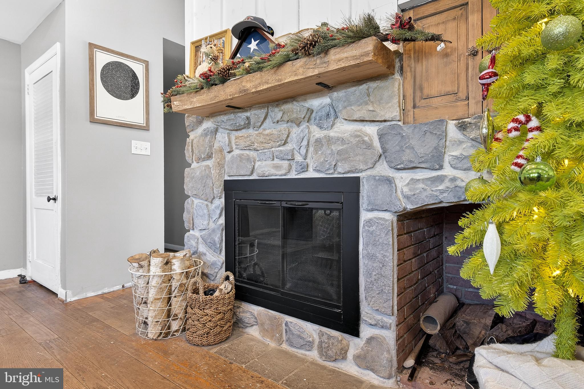 WILLOW STREET - Residential