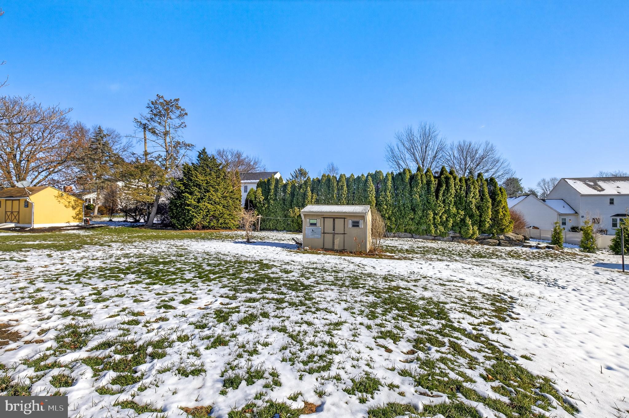 WILLOW STREET - Residential