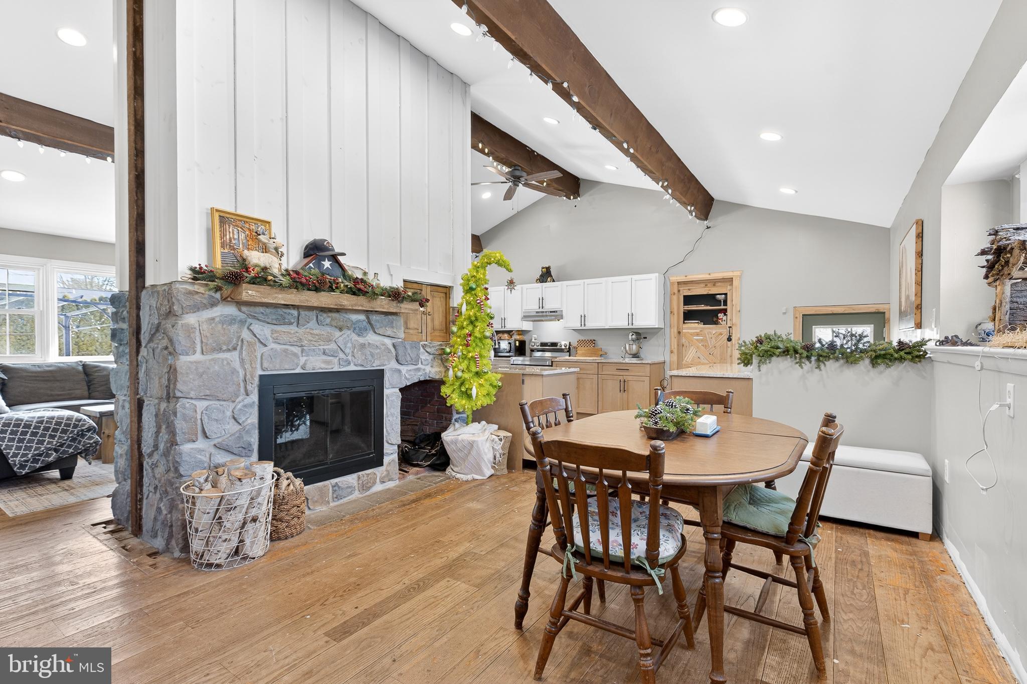 WILLOW STREET - Residential