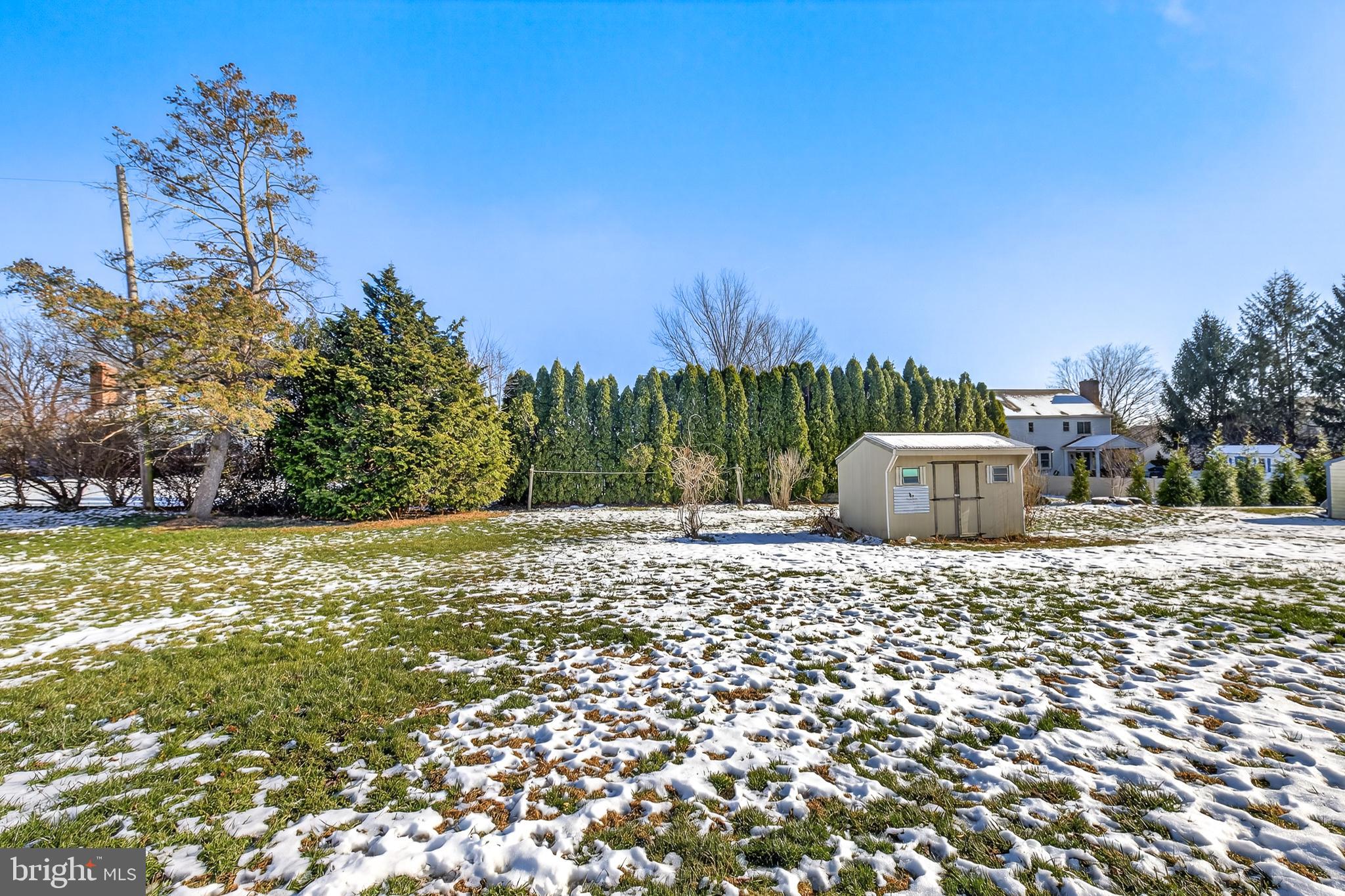 WILLOW STREET - Residential