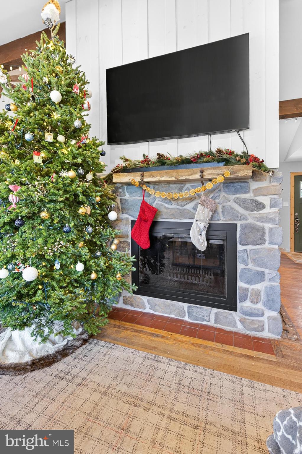 WILLOW STREET - Residential