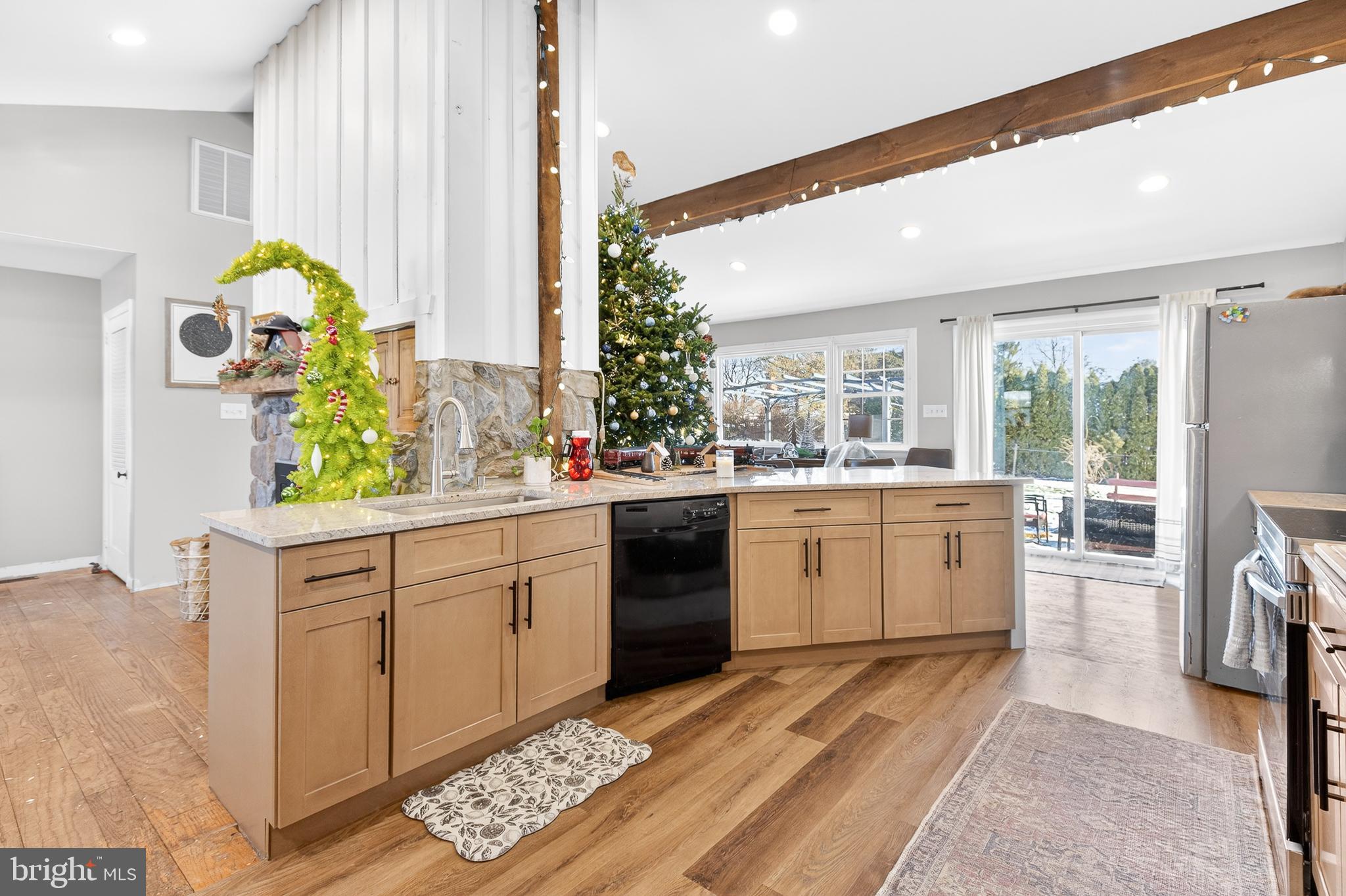 WILLOW STREET - Residential