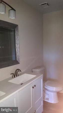 GUNSTON CORNER - Residential Lease