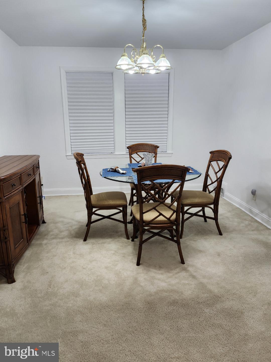 WEST HILLS - Residential