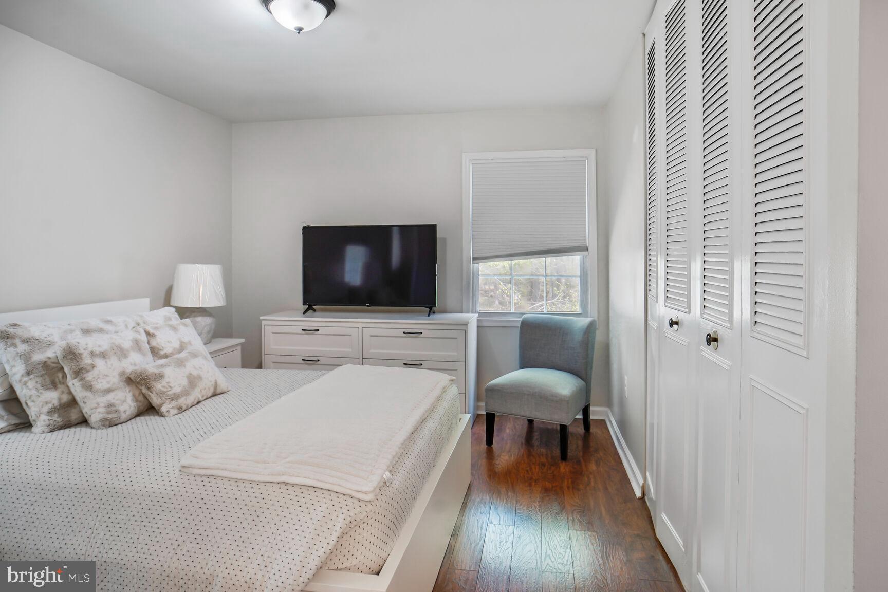 RAMBLING HILLS - Residential